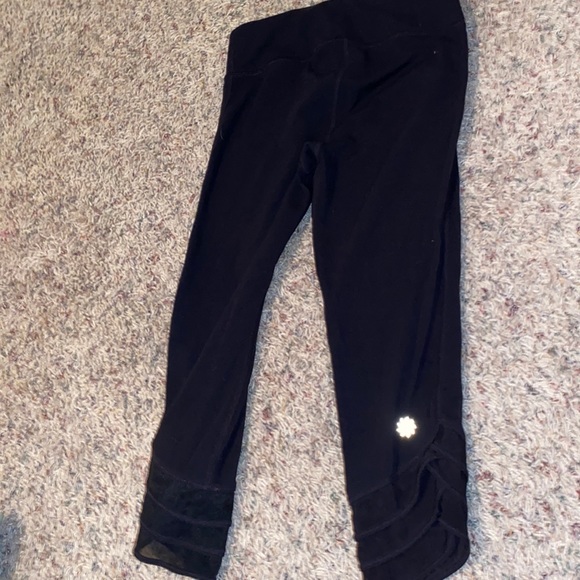 athleta girl cropped leggings - Picture 2 of 2